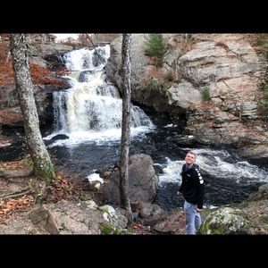 Meet your Posher, Jake